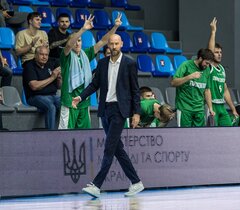 Запоріжжя виграло важку гру у Харківських Соколів: відео коментарів