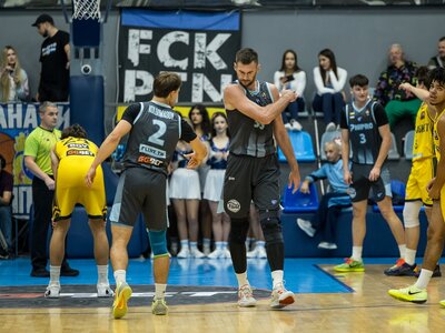 Дніпро та Черкаські Мавпи на вершині: турнірна таблиця Суперліги GGBET