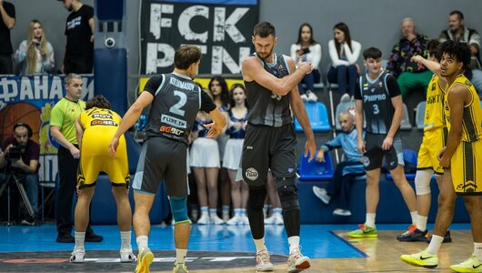 Дніпро та Черкаські Мавпи на вершині: турнірна таблиця Суперліги GGBET
