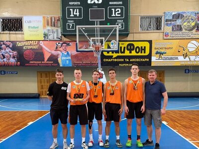 Команда 4SPORTS виграла черкаський тур чемпіонату України 3х3 (U-18) присвячений пам'яті Олега Прудкого