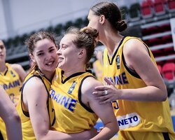 Жіноча збірна U-18 здобула непросту перемогу в овертаймі над Румунією