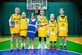 Призери конкурсу капітанів на Фестивалі міні-баскетболу отримали подарунки від національної збірної України