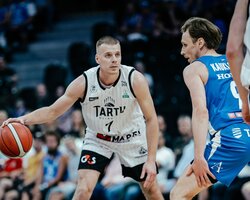 Українці за кордоном: Шундель став віце-чемпіоном Естонії, Шевченко допоміг Раплі виграти бронзу