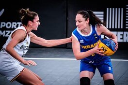 Збірна України з другого місця вийшла в плей-оф Жіночої серії в Пуатьє