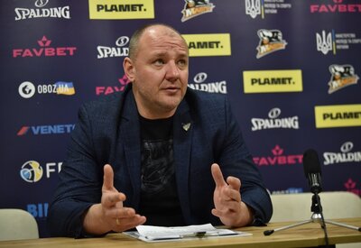 Дніпро здобув виїзну перемогу над Черкаськими Мавпами: відео коментарів