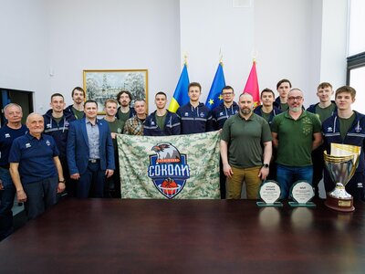 Голова Харківської обласної військової адміністрації привітав Соколів із перемогою в Вищій лізі 