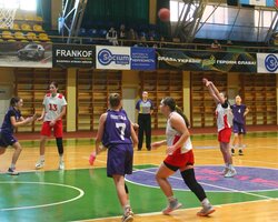 Фінал шести ВЮБЛ серед дівчат 2011 року: відеотрансляція 1 травня