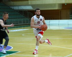 Суми обіграли Інваспорт і вийшли у півфінал Першої ліги: фотогалерея