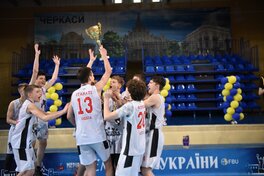 У Черкасах пройшов Фінал шести ВЮБЛ серед юнаків 2011 року: велика фотогалерея