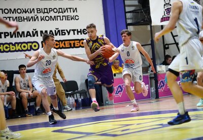 Дніпровська та київська команди розіграють звання чемпіона ВЮБЛ серед юнаків 2009 року