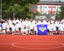 Обʼєднані баскетболом: в Луцьку проходить Staryi Lutsk-Universytet Camp-2025