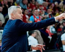Айнарс Багатскіс завершив співпрацю з румунським Волунтарі