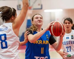Жіноча збірна U-18 з перемоги стартувала на чемпіонаті Європи