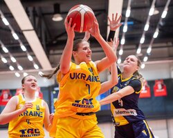 Жіноча збірна України перемогла Боснію і Герцеговину на чемпіонаті Європи U-18