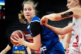 Молодіжна жіноча збірна поступилась Словаччині на чемпіонаті Європи