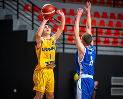 Збірна України впевнено перемогла Косово на чемпіонаті Європи U-16