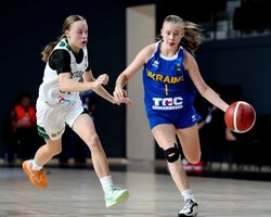 Україна - Греція: відеотрансляція жіночого чемпіонату Європи U-16