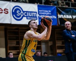Прикарпаття-Говерла проведе перші спаринги у Хмельницькому