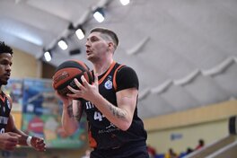 Кривбас обіграв Ніко-Баскет у контрольному матчі