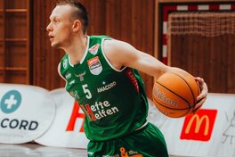 Українці за кордоном: Зотов набрав 11 очок у ENBL, Крутоус допоміг Мелільї виграв в Кубку Іспанії