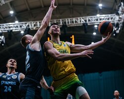 Запоріжжя перемогло Старий Луцьк, Дніпро здолав Прикарпаття-Говерлу: хайлайти Суперліги Favbet 24 жовтня