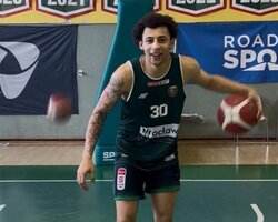 Українці за кордоном: Санон зіграв 15 хвилин у Польщі, Кличко в кроці від дабл-даблу