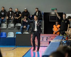 Дніпро виграв центральний матч туру в Київ-Баскета: відео коментарів