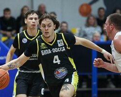 Вища ліга: Самбір і Хмельницький почали сезон з перемоги