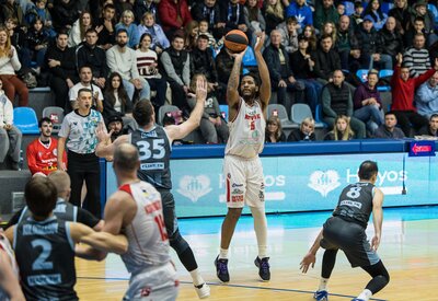 Перша поразка Дніпра, два овертайма: хайлайти Суперліги Favbet 2 листопада