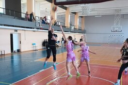 ВЮБЛ серед дівчат 2009 року народження: львівський КІВС зіграв два матчі в Івано-Франківську