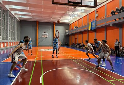 Фотогалерея матчів в Івано-Франківську Першої ліги