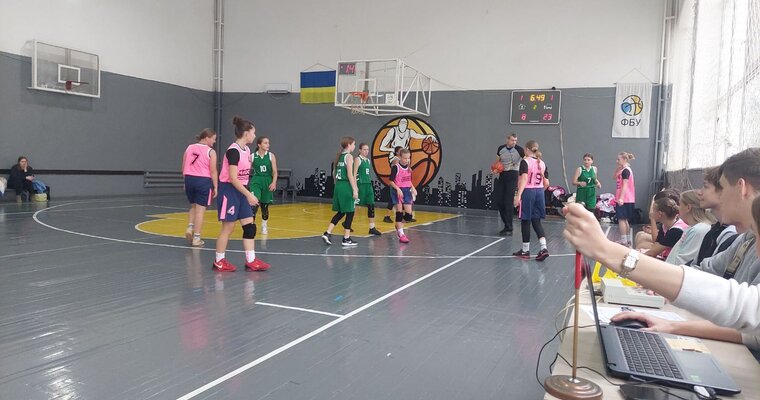 ВЮБЛ серед дівчат 2012 року: п'ять команд розпочали сезон у Вінниці