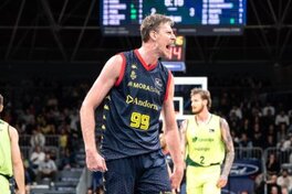 Українці за кордоном: у Пустового 16 очок в Іспанії, Новицький набрав 24 очка в ЛЕБЛ