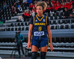 Міріам Уро-Ніле: З Болгарією треба робити акцент на триочкових кидках та бігти 