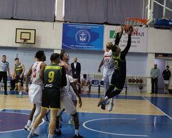 Кривбас взяв реванш у Київ-Баскета: фотогалерея