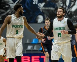 Запоріжжя впевнено обіграло Черкаські Мавпи