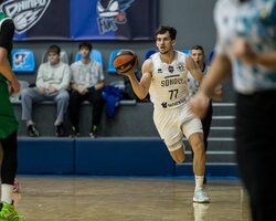 Андрій Хохоник повторив другий найкращий показник за передачами в одному матчі в історії Суперліги