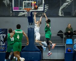 Запоріжжя здобуло перемогу над Харківськими Соколами: фотогалерея