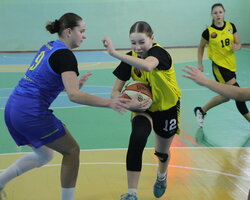 ВЮБЛ серед дівчат 2011 року: Переяслав прийняв матчі першого етапу